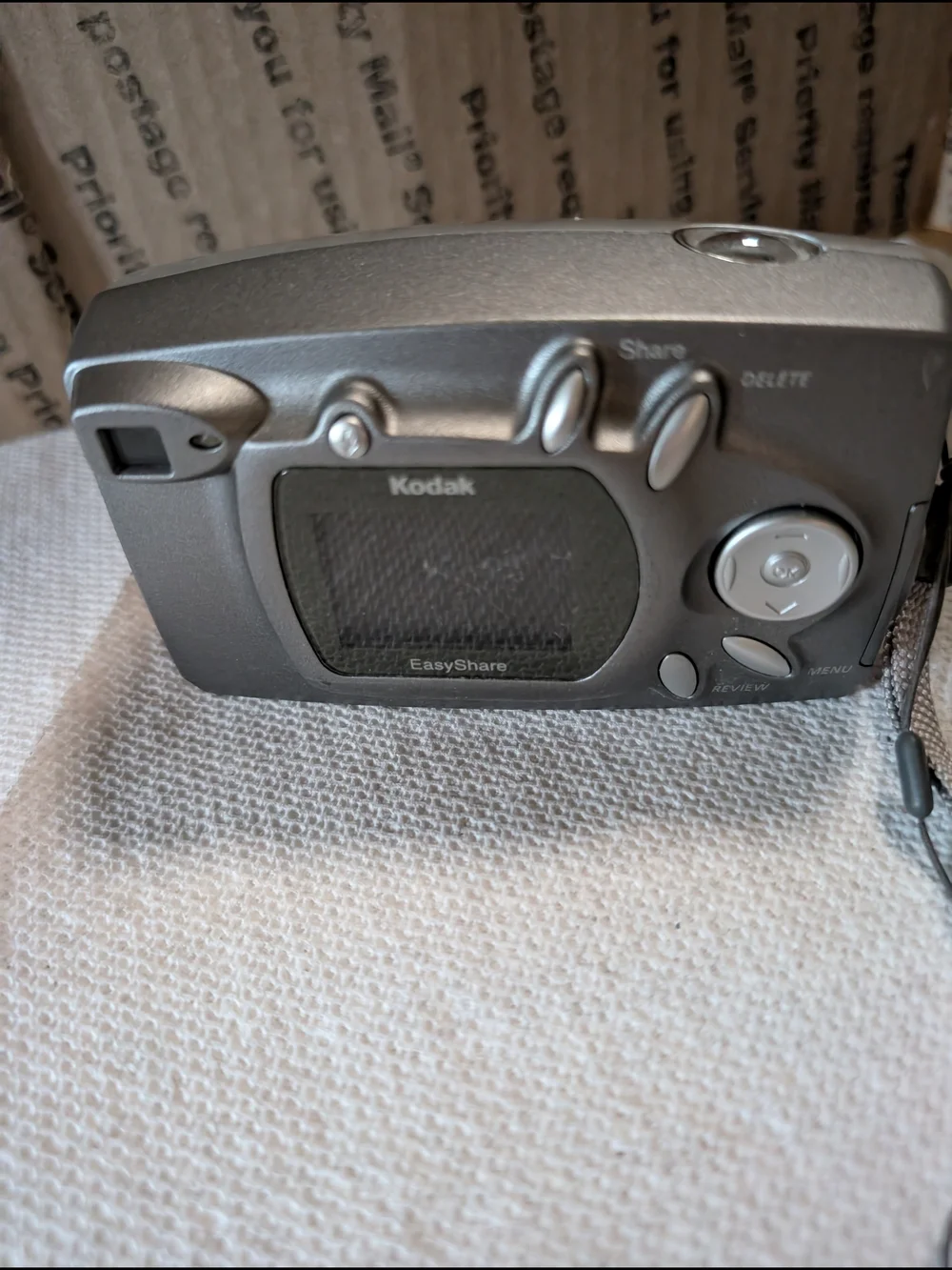 Kodak EasyShare CX4300 Silver Point-and-Shoot Digital Camera
